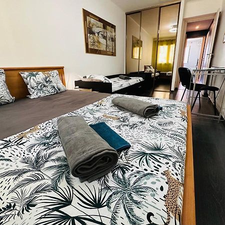 The Nice - 3 Rooms, 3Air Cond, 3Tv, 3Fans, 2 Wc, Wifi Everywhere 5Min Aeroport, Train, Beach, 1Min Tram, 15 Min Centre, Port, Parking Possible Buitenkant foto